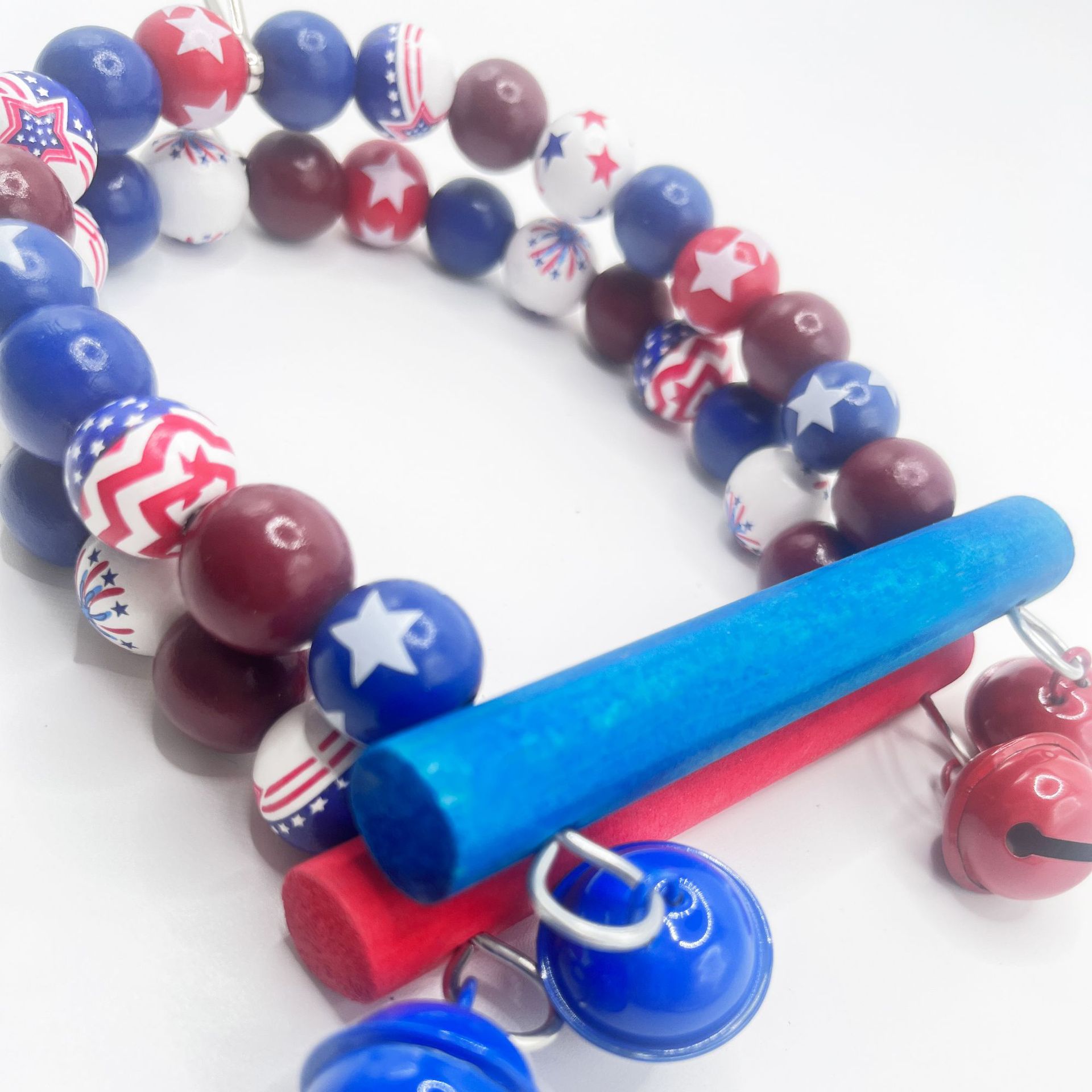 Nuevos productos transfronterizos Día de la Independencia de EE. UU. Tema Decoración navideña Pájaro de colores Columpio Pájaro Juguete Pájaro Accesorios para jaula de pájaros