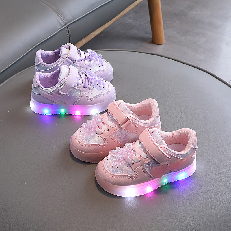 Girls Bear Luminous Love Shoes 2024 Spring New Children's Soft Sole Non-slip Casual Breathable Shoes Baby Shoes