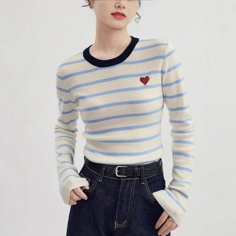 "GUIER" color striped sweater women's spring 2025 new design love embroidery slim top