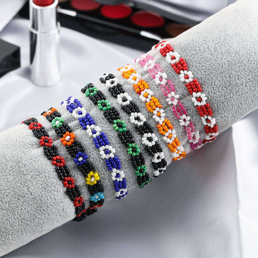 Fashion Jewelry Color Ethnic Mixed Color Flower Bead Bracelet Wholesale display picture 1