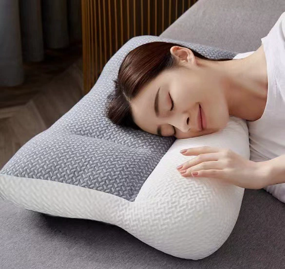Traction pillow white