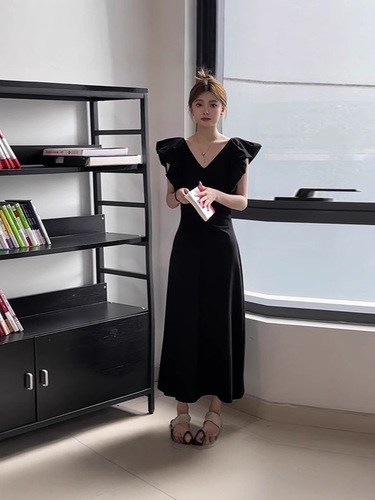 Black V-neck Child and Adult Summer Audrey Hepburn-style Slimming French Chic Long Dress