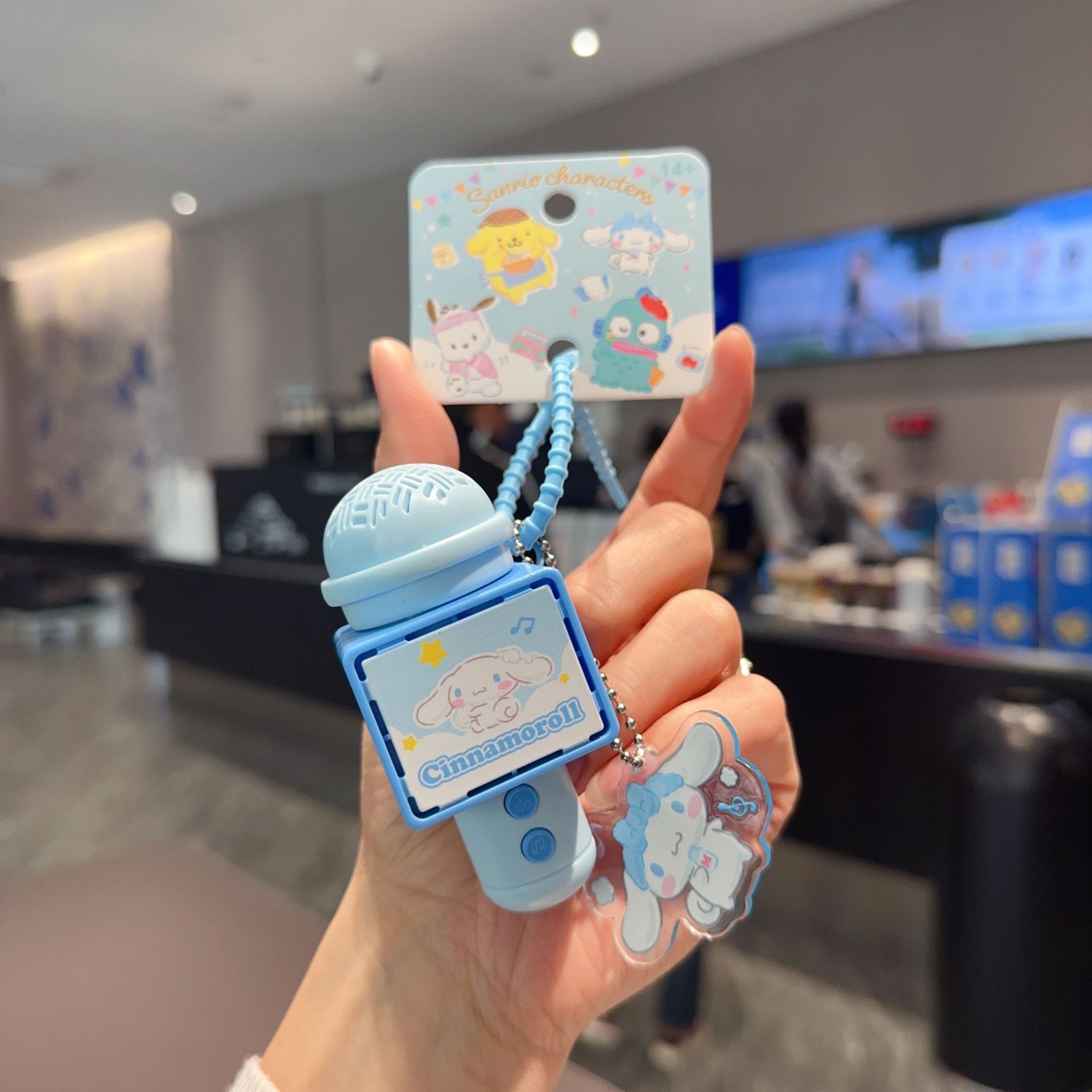 2026年新作正規品サンリオクロミぬいぐるみキーホルダー女性向け可愛いハローキティぬいぐるみカメラ小物