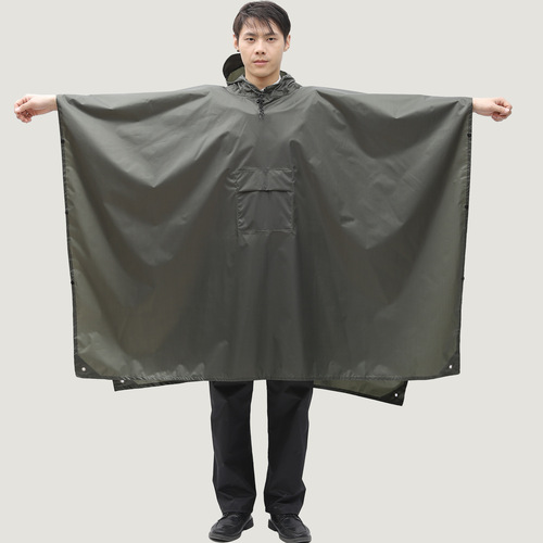 The Sky Canopy Multifunctional Three-in-One Raincoat Poncho Backpack Hiking Outdoor Camouflage Tactical Hooded Poncho Raincoat