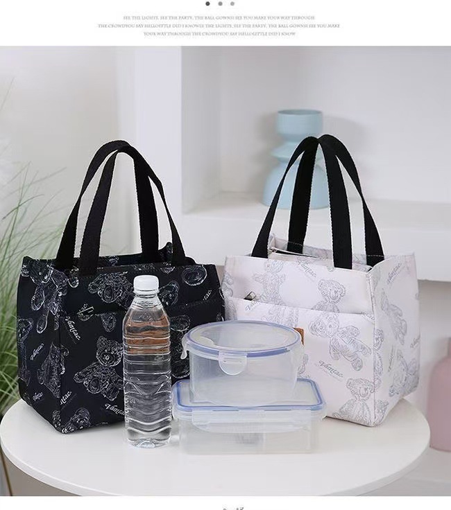 New handbag bento for mommy and office workers. Oxford cloth with rice for work. Fashionable lunch box with large capacity full figure