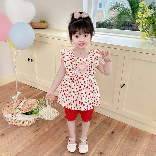 Summer 2024 Girls' Fly Sleeve Polka Dot Print Set for Baby Girls: Fashion Short-Sleeve Top + Shorts Two-Piece Set