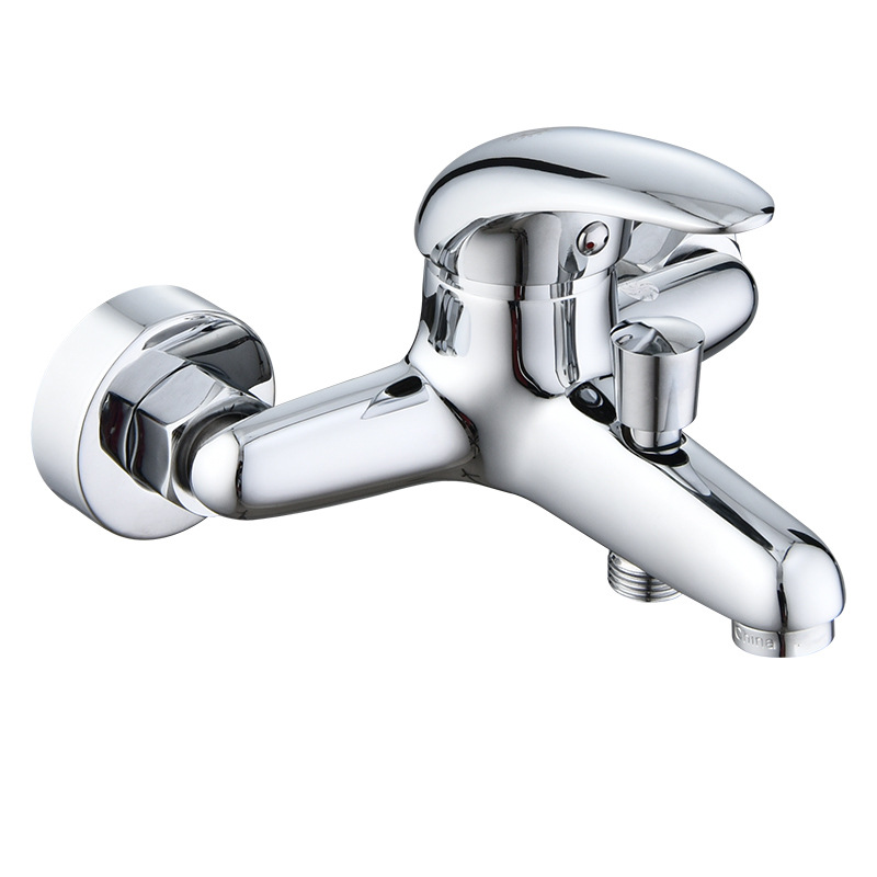 Jordania triple latón grifo principal