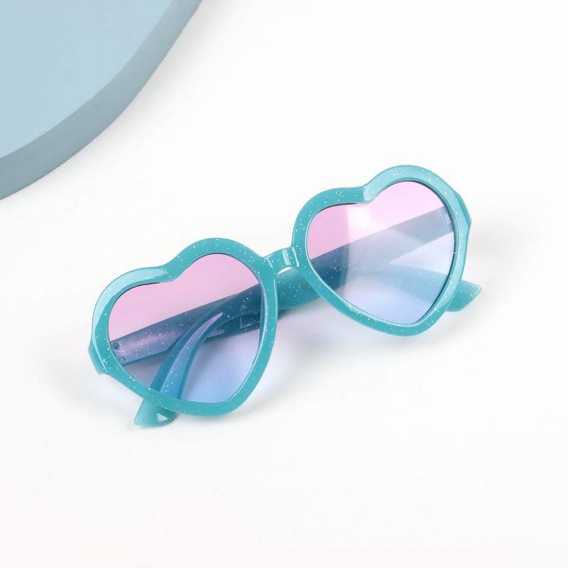 Fashion Heart Shape Resin Special-shaped Mirror Full Frame Kids Sunglasses display picture 5