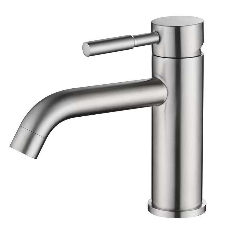 Смеситель для раковины Huxin HX-6141 с гибкими шлангами