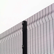 小孔密纹铁丝网监狱看守所巡逻隔离网高密度防护围栏358密纹网