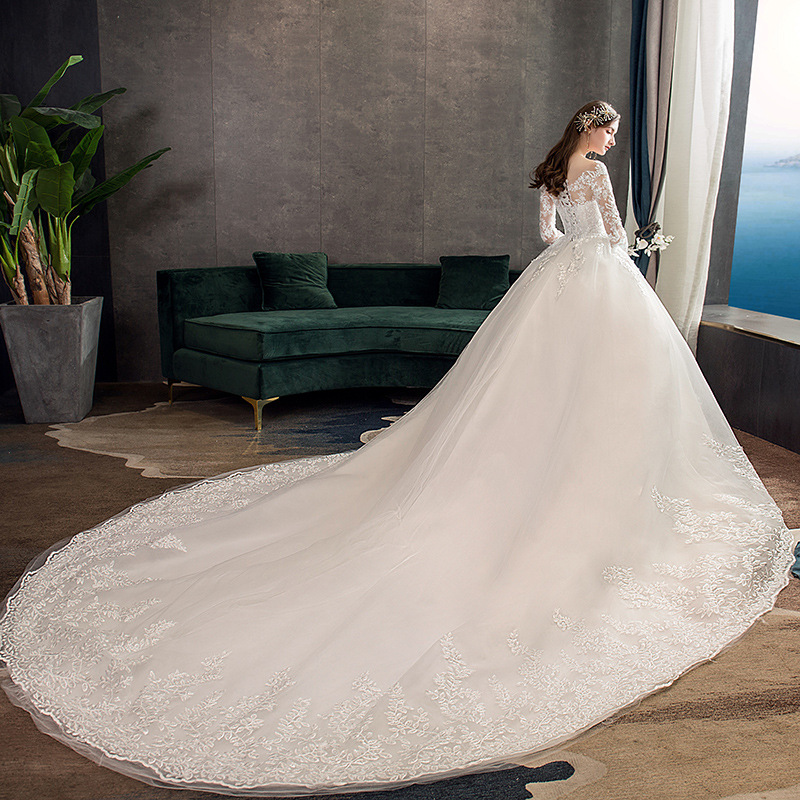 Vestido de novia ligero estilo francés, modelo 2026, para novias pequeñas, manga larga, color blanco hueso, estilo palacio sencillo, ideal para fotografía de viajes, vestido principal elegante.