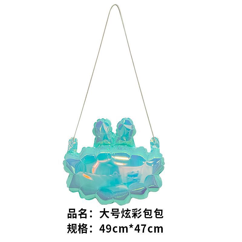 赤い本ins風が輝いてかわいい女の子が風船をかばんします。|undefined