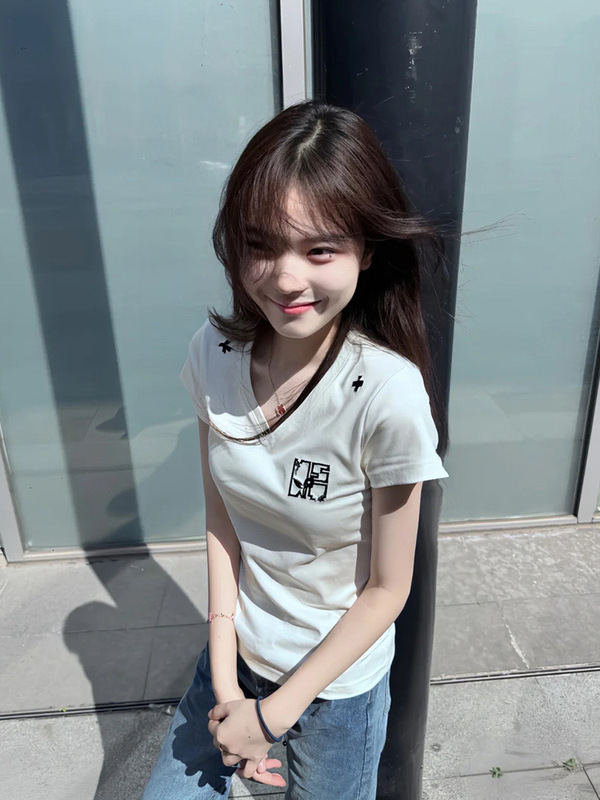 NSTNEW START発芽計画新作夏スパンコールライン万能Vネックスリム半袖Tシャツレディースユニセックス|undefined