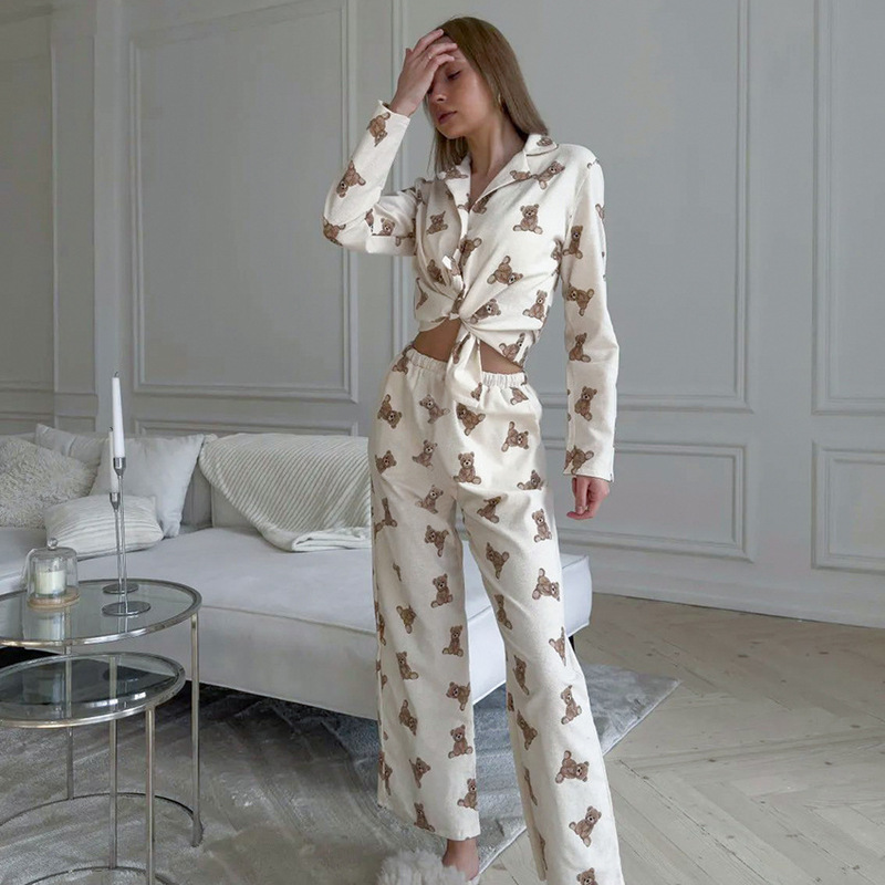 Autumn 2024 New Towel Cloth Bear Printed Long-sleeved Pants Pajamas Two-piece Loose Comfortable Women's Home Clothes Autumn 2024 New Towel Cloth Bear Printed Long-sleeved Pants Pajamas Two-piece Loose Comfortable Women's Home Clothes