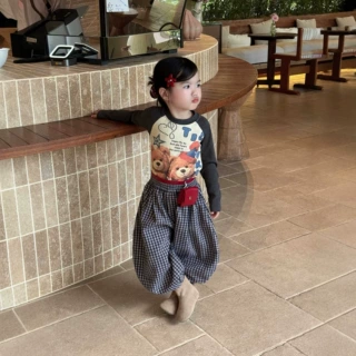 男女童春秋插肩撞色卡通圆弧摆T恤+复合格子灯笼阔腿裤套装单拍