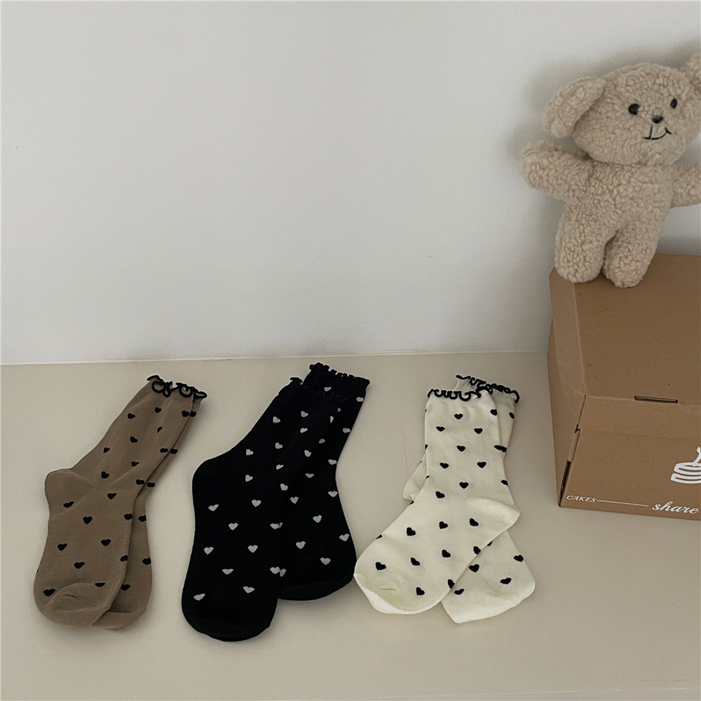 Frau Japanischer Stil Herzform Baumwolle Crew Socken Ein Paar display picture 15