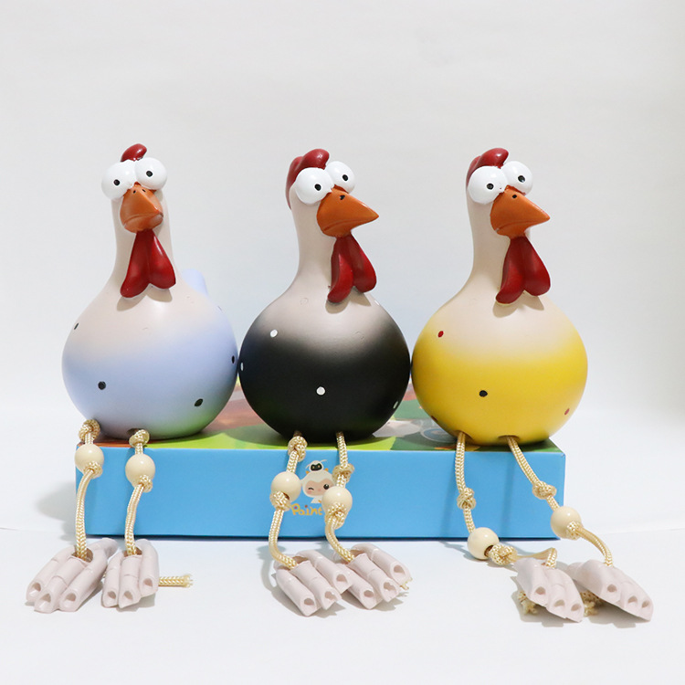 2022 nueva resina transfronteriza de pollo de ojos grandes artesanías decoración Amazon colgando de pollo al por mayor colgando en stock al por mayor