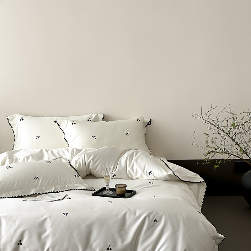 Completo letto francese in raso di cotone con copripiumino_voghion.com