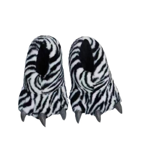 2023 Otoño e Invierno nuevos zapatos de garra de dibujos animados de terciopelo súper suave engrosada cómoda felpa de algodón zapatillas de gran tamaño zapatos