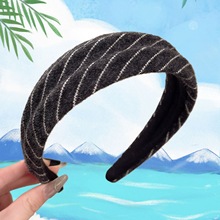 ����߼���ᘿ��l�y��߅�l��Ů2025�¿��ճ�����ٴ�ϴĘ���l�^��