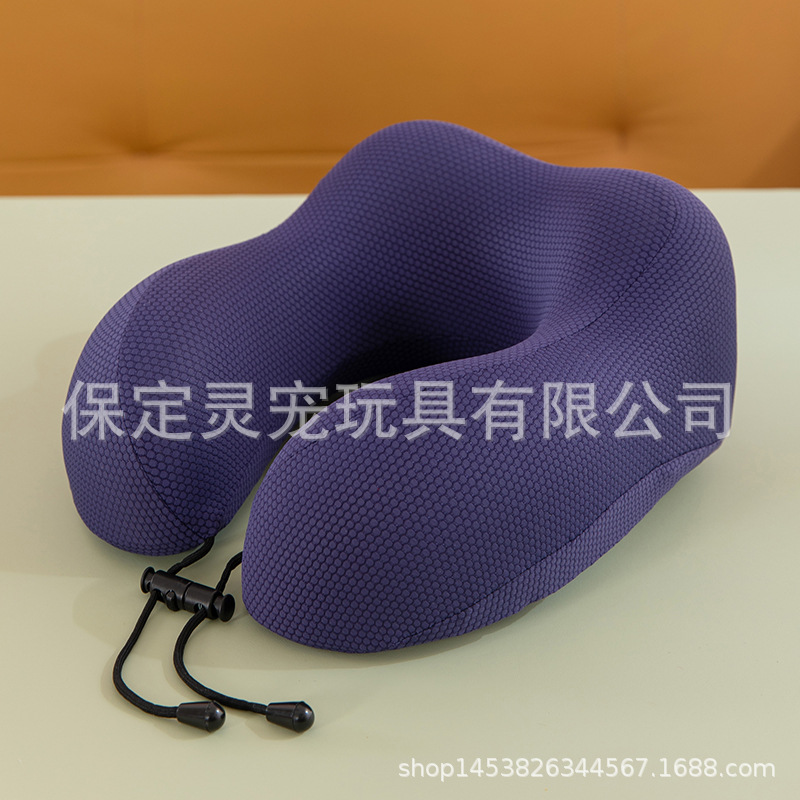 Almohada en forma de U de algodón con memoria de color sólido Almohada redonda para el cuello de viaje Almohada en forma de U de algodón con memoria cabeza con logotipo impreso al por mayor image 11