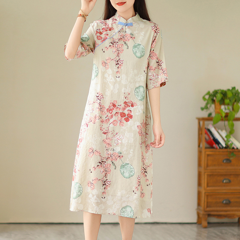 Summer retro elegant dress