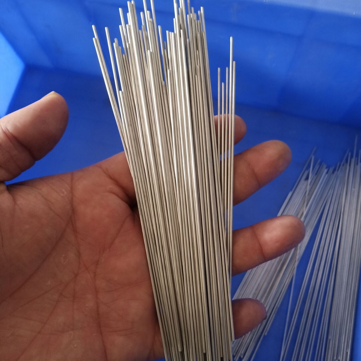 304不锈钢丝直条硬丝加工调直切断0.1 0.3 0.5 1mm光亮直条棒实心