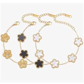 女士四叶草手链套装 3 件套 18K 镀金花朵幸运 4 叶花朵女士手链