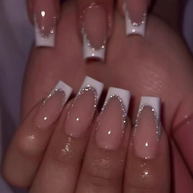 Cross-Border 24 Pieces of Wearable Nails European and American French Glitter Medium-Sized Water Pipe Nails Manicure Pieces Wearable Nails Wholesale