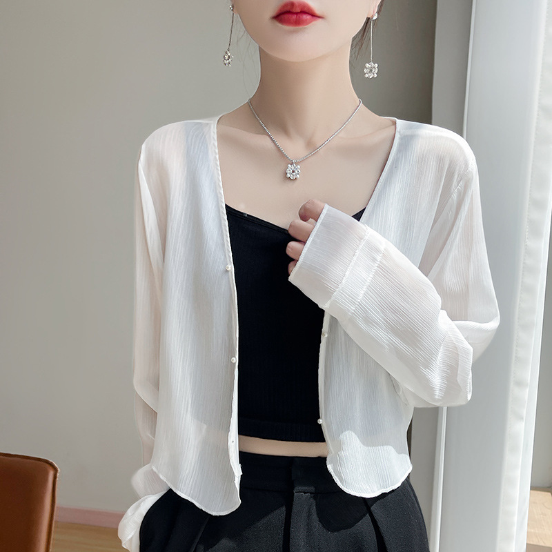 하얀색