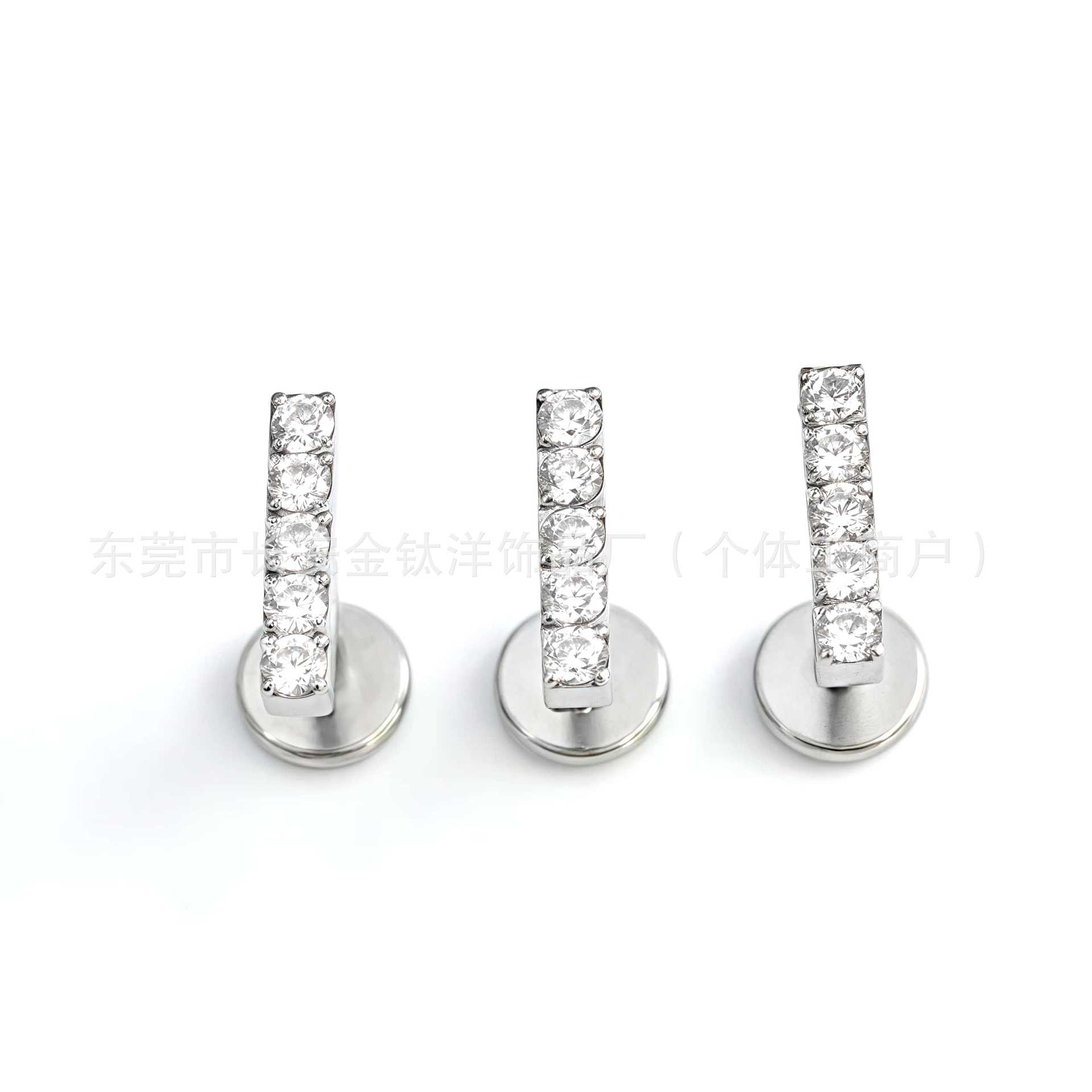 Pointed titanium steel lip stud product view