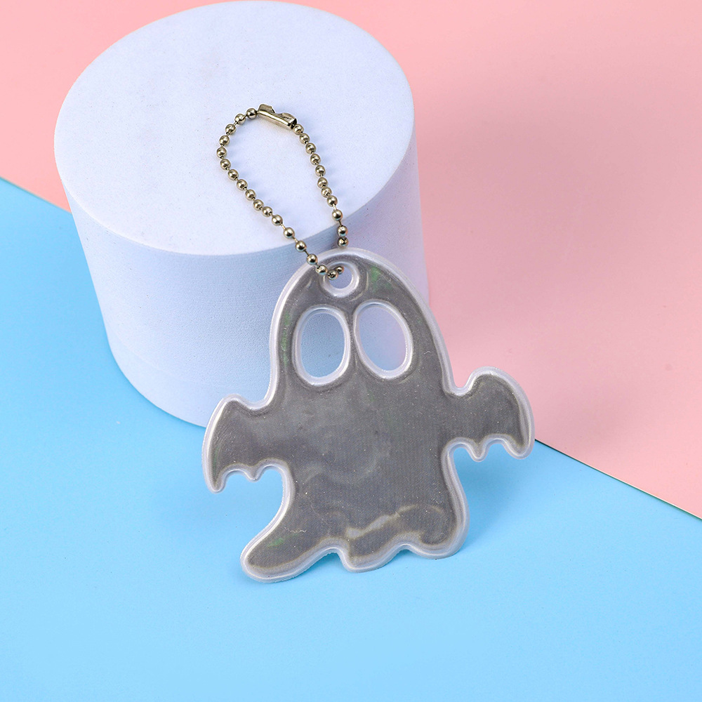 Ghost reflectante advertencia colgante PVC reflectante colgante al aire libre montar mochila adornos advertencia de seguridad marca colgante cadena