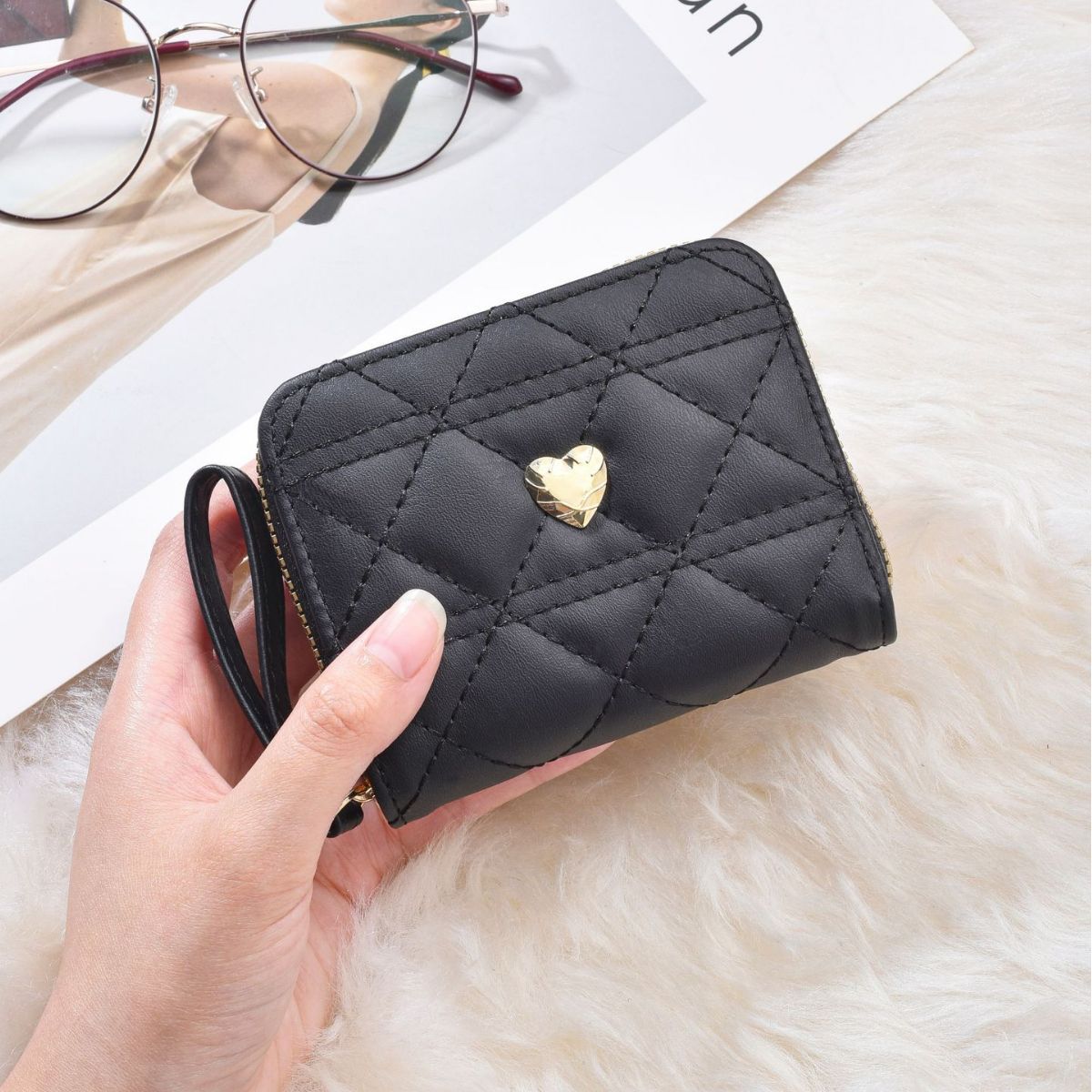 새로운 2023 여성 지갑 일본과 한국 스타일 미니 작은 가방 카드 가방 지퍼 간단한 대용량 짧은 스타일