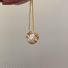 ����ɫ�Ҹ������ʯ��Ů�й��L�r�����z�荵������S�F؛�L����