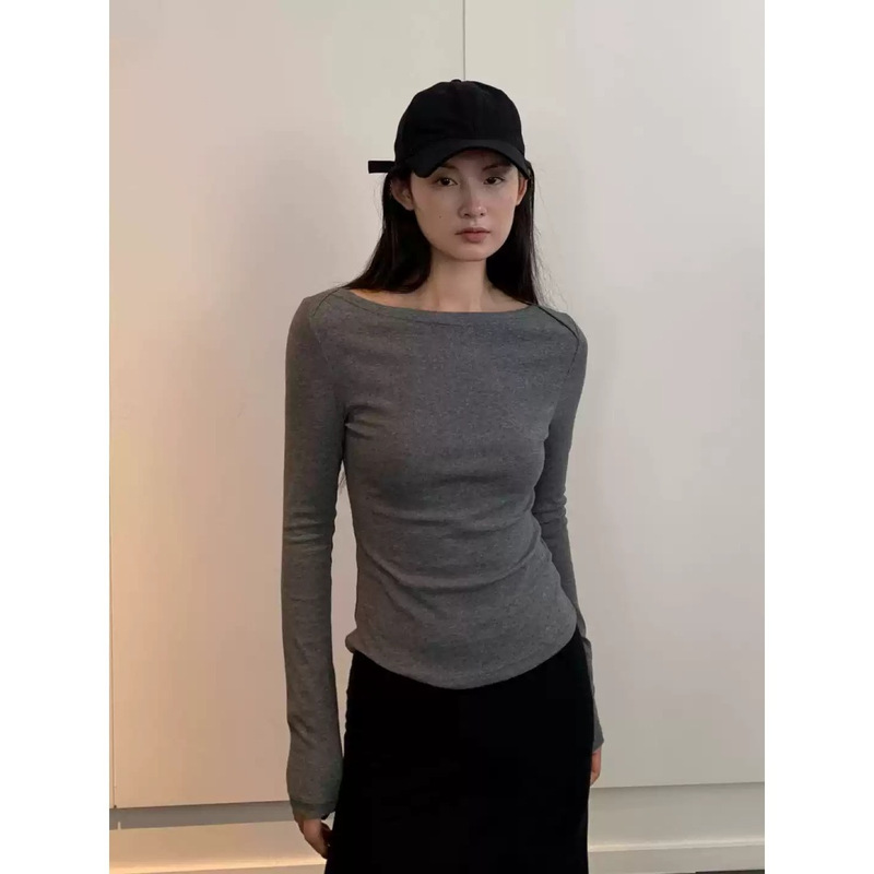 Retro boat-neck fitted base layer top for women, 2026 autumn collection, stylish and slimming one-shoulder long-sleeve t-shirt, inner layer top Retro boat-neck fitted base layer top for women, 2026 autumn collection, stylish and slimming one-shoulder long-sleeve t-shirt, inner layer top