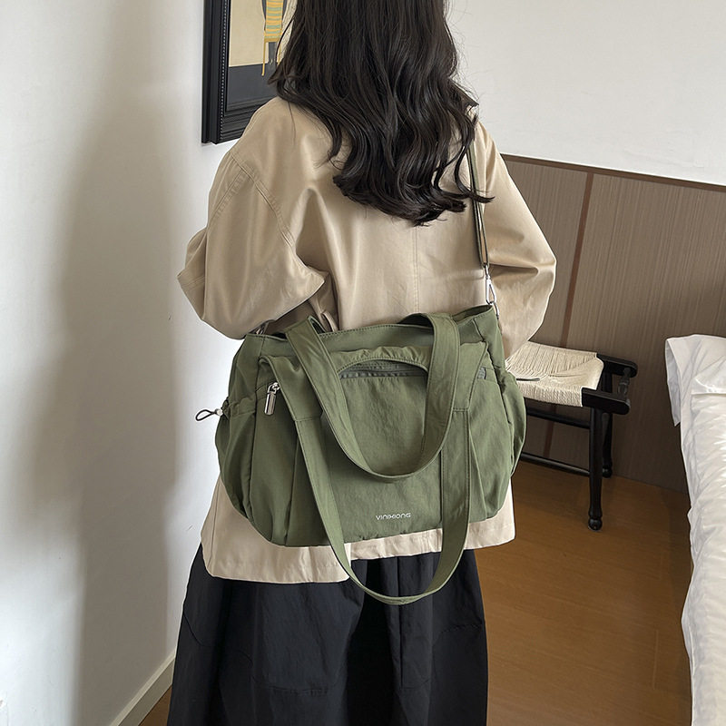 Túi tote nữ cỡ lớn chất liệu nylon nhẹ, túi đeo vai và đeo chéo tiện lợi — Khói tím, Quân đội xanh, màu be, màu nâu chi tiết 32