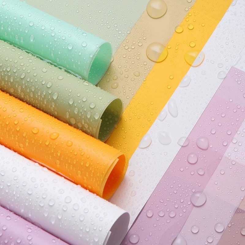 Lizhiran Flor de papel de embalaje ramo de flores embalaje floral engrosada impermeable color sólido coreano papel liso al por mayor en stock