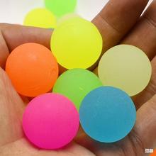 儿童25MM浮水夜光磨砂弹力球可以浮在水上的玩具随机颜色