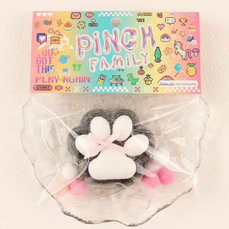 Pequeño Libro Rojo Venta caliente TPR caucho suave sólido hámster pellizco música descompresión juguete lindo mascota bola grande de dibujos animados pequeño ratón