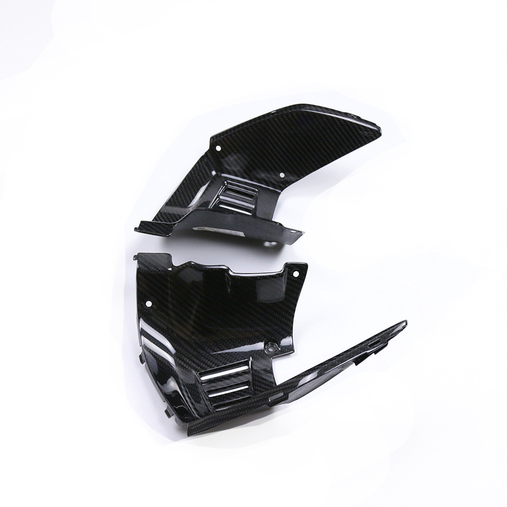 Suitable for CFMOTO spring wind 800NK sharp + modified carbon fiber shell parts fuel tank forward gas decorative plate