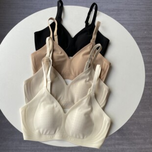 ��̼Ī���� 3D����ܛ�У��o�۟o�Ȧ�pӯ���mܛ֧�����؃���Ů��