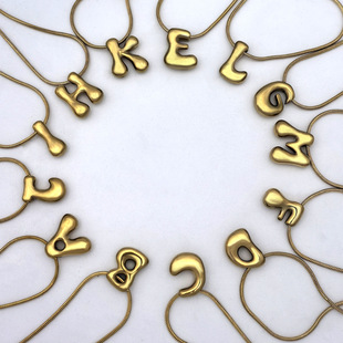 �W�����P��18k����26������Ӣ����ĸ������Ů�r�аٴ��i���