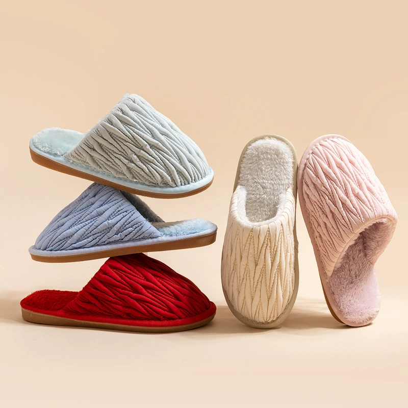 Премиум сенсорные хлопчатобумажные тапочки женские осенние и зимние комнатные складки дома пара 2024 новая теплая PU кожа завод прямые продажи