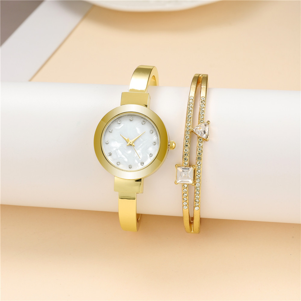 Elegant Simple Style Round Horseshoe Buckle Quartz Women's Watches display picture 4