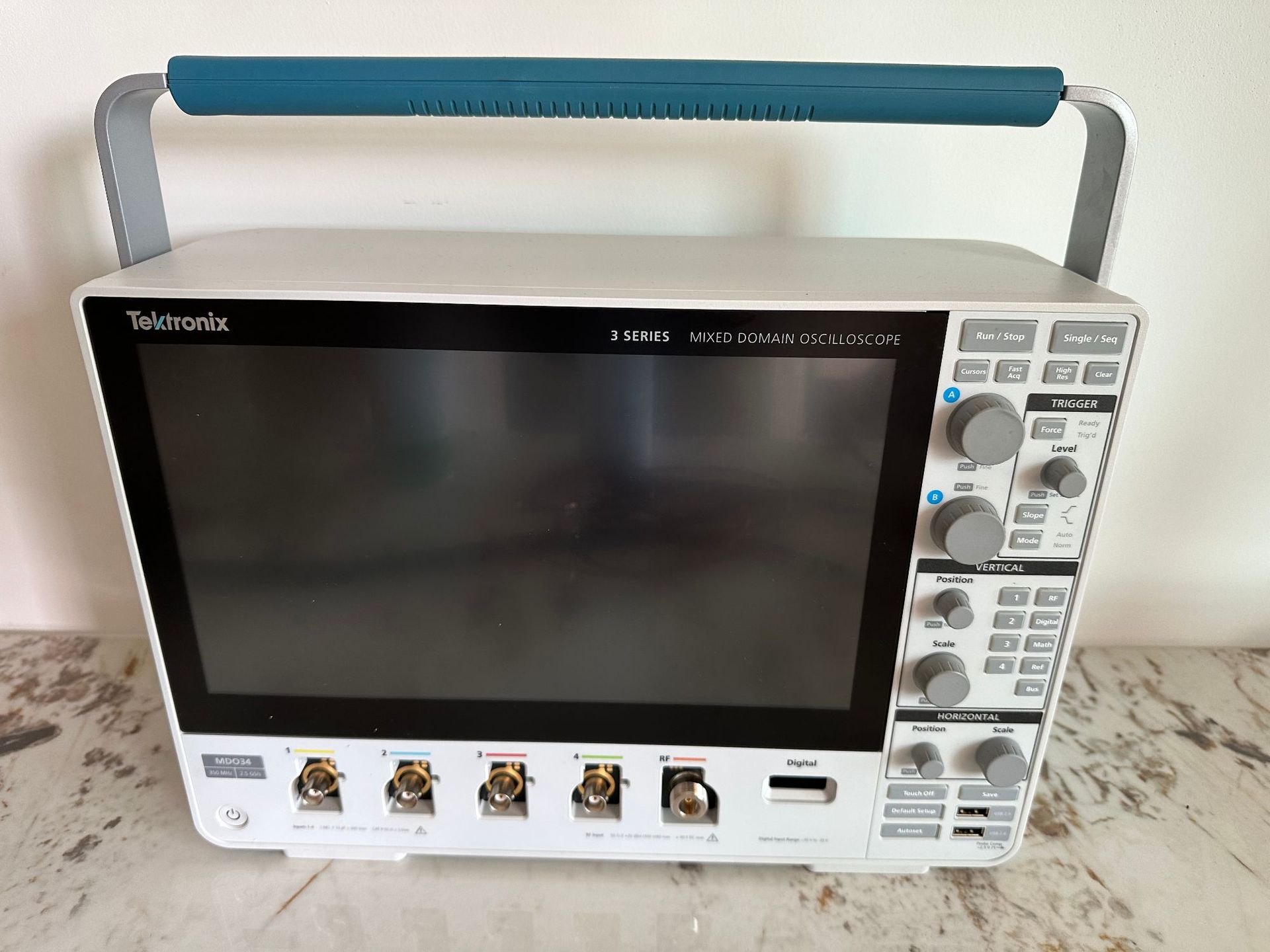 租赁Tektronix MDO34原装泰克MDO34示波器-1Ghz带宽带频谱功能