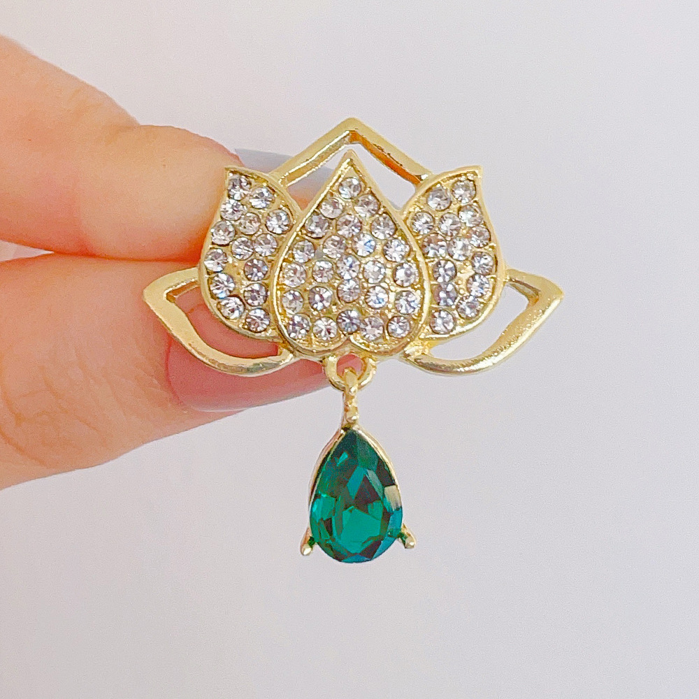New Grandmother Green Crystal Pendant Lotus Brooch Chinese Style Cheongsam Anti-running Dress Pin Corsage Wholesale