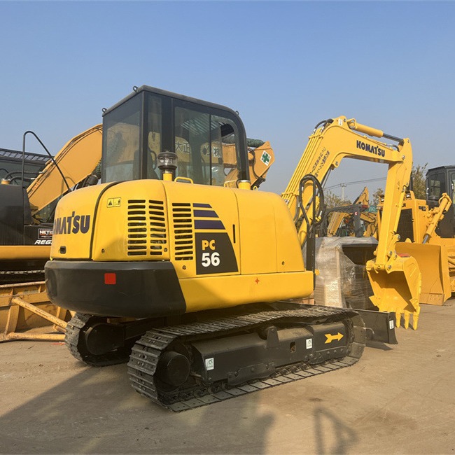 Ventas directas en el extranjero de segunda mano Komatsu PC56 - 7 PC200 - 8 PC220 - 8 excavadora 90% nueva garantía de calidad image 5