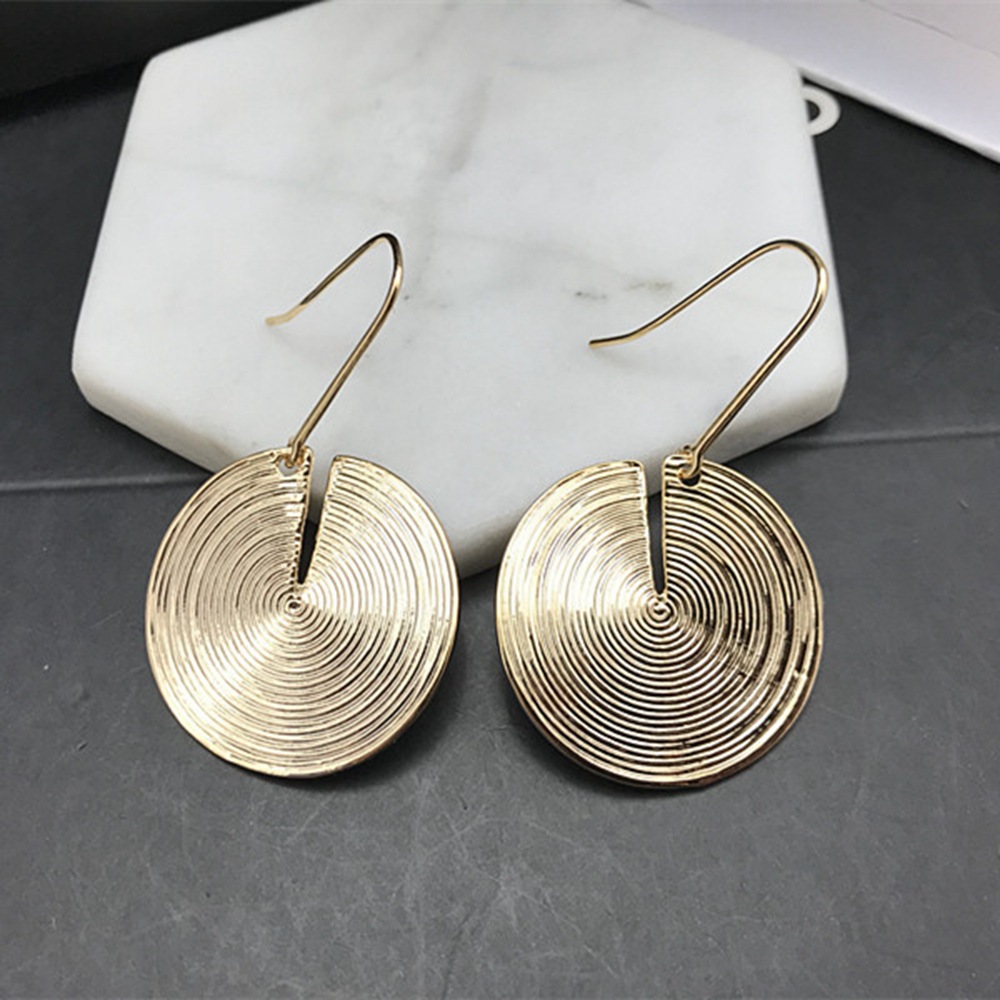 Personality asymmetrical earrings temperament geometric versatile girl long metal earrings_voghion.com
