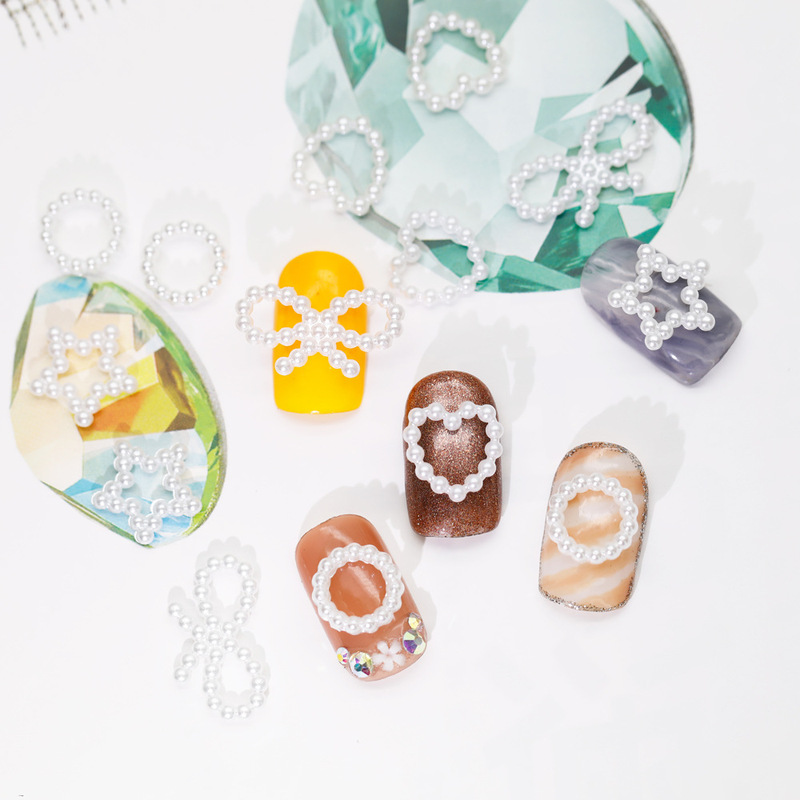 2021 new summer popular fashion nail jewelry hollow love pearl beads finished small peach heart nail stickers