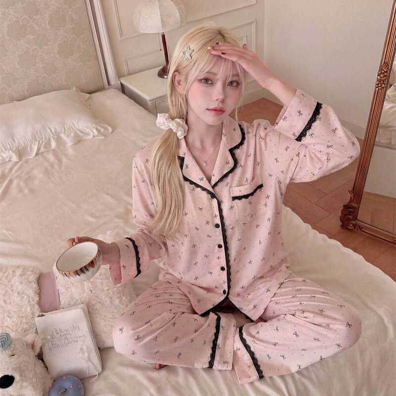 Set of Floral Lace Girl's Pajamas, Spring and Autumn Cardigan, Korean Style Double-Length Casual Loungewear with a Turn-Down Collar, Suitable for Wearing Outside